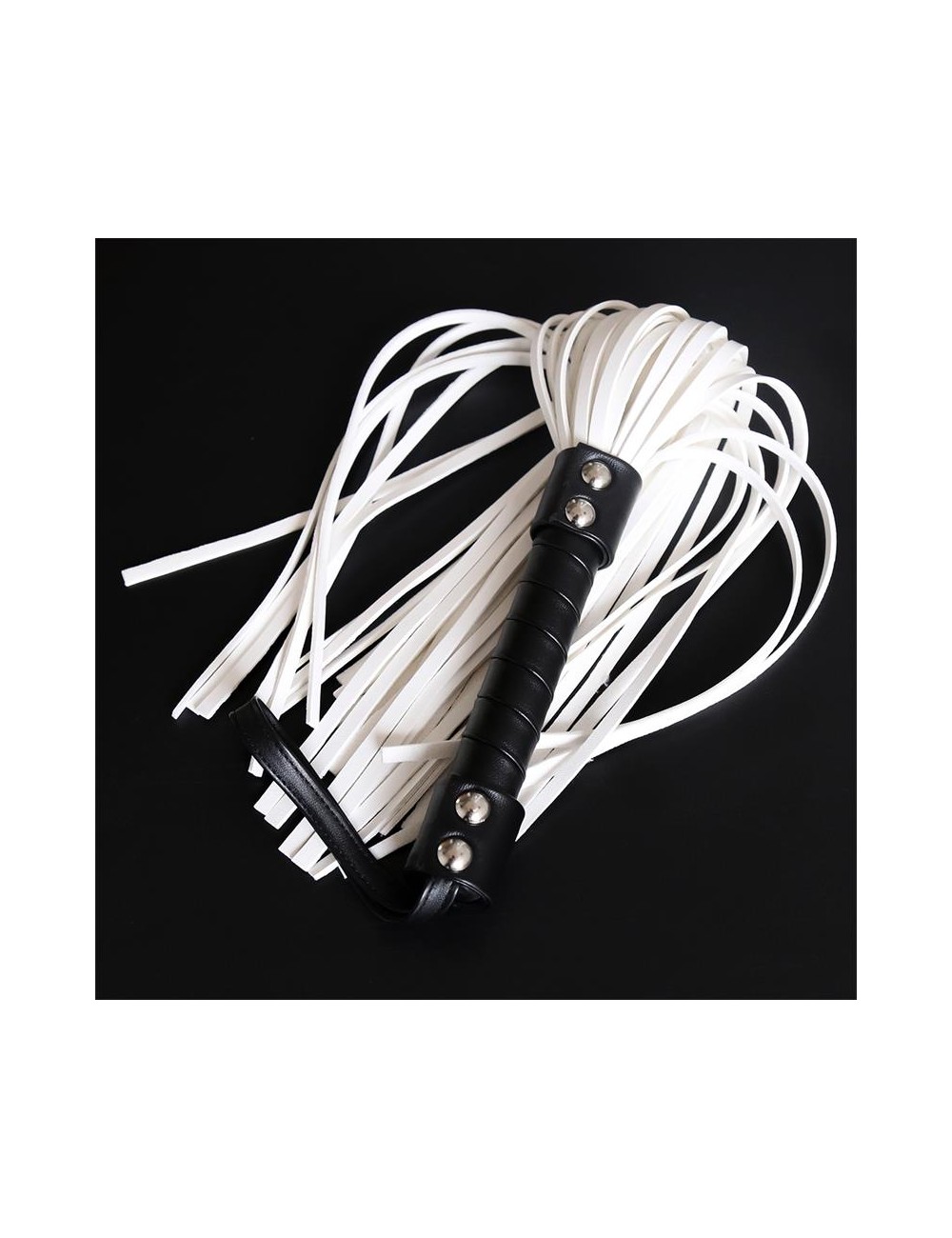 Flogger con Doble Remache 44 cm