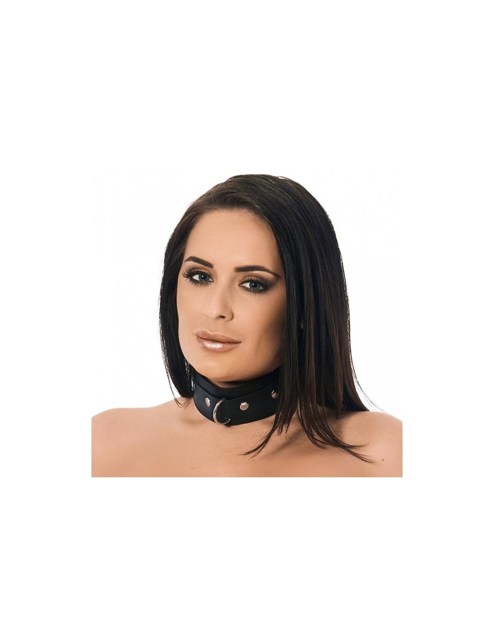 Collar Cuero con Tachuelas y Anilla