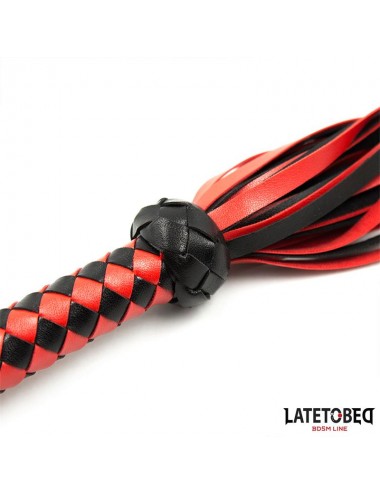 Flogger Rojo y Negro 50cm